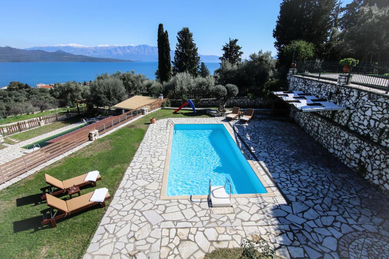 Villa Summer Breeze Никиана Екстериор снимка