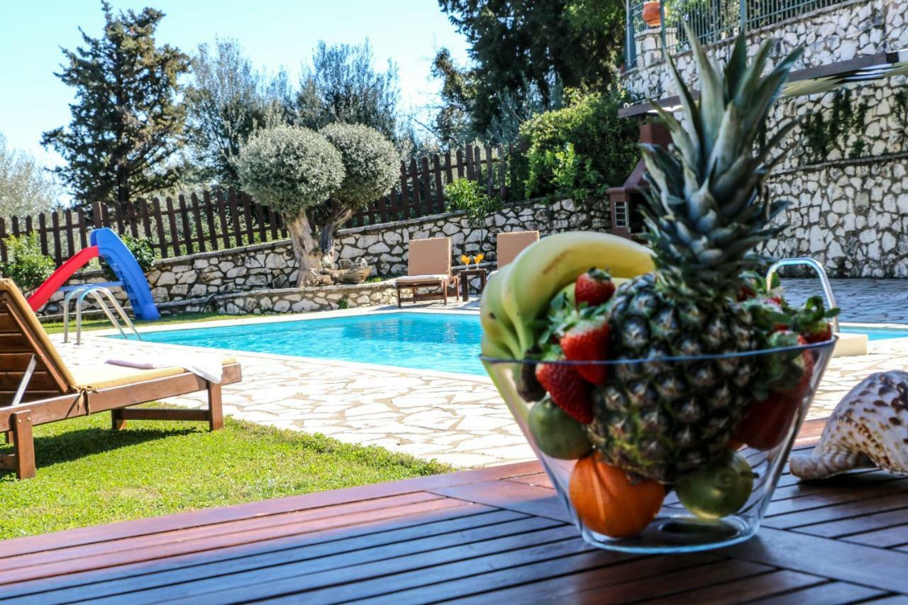 Villa Summer Breeze Никиана Екстериор снимка